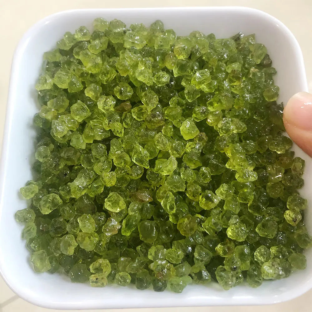 20g/Pack Natural Peridot Olivine Quartz Chips – Raw Gemstone Gravel for Healing, Decoration & Feng Shui - Image 4
