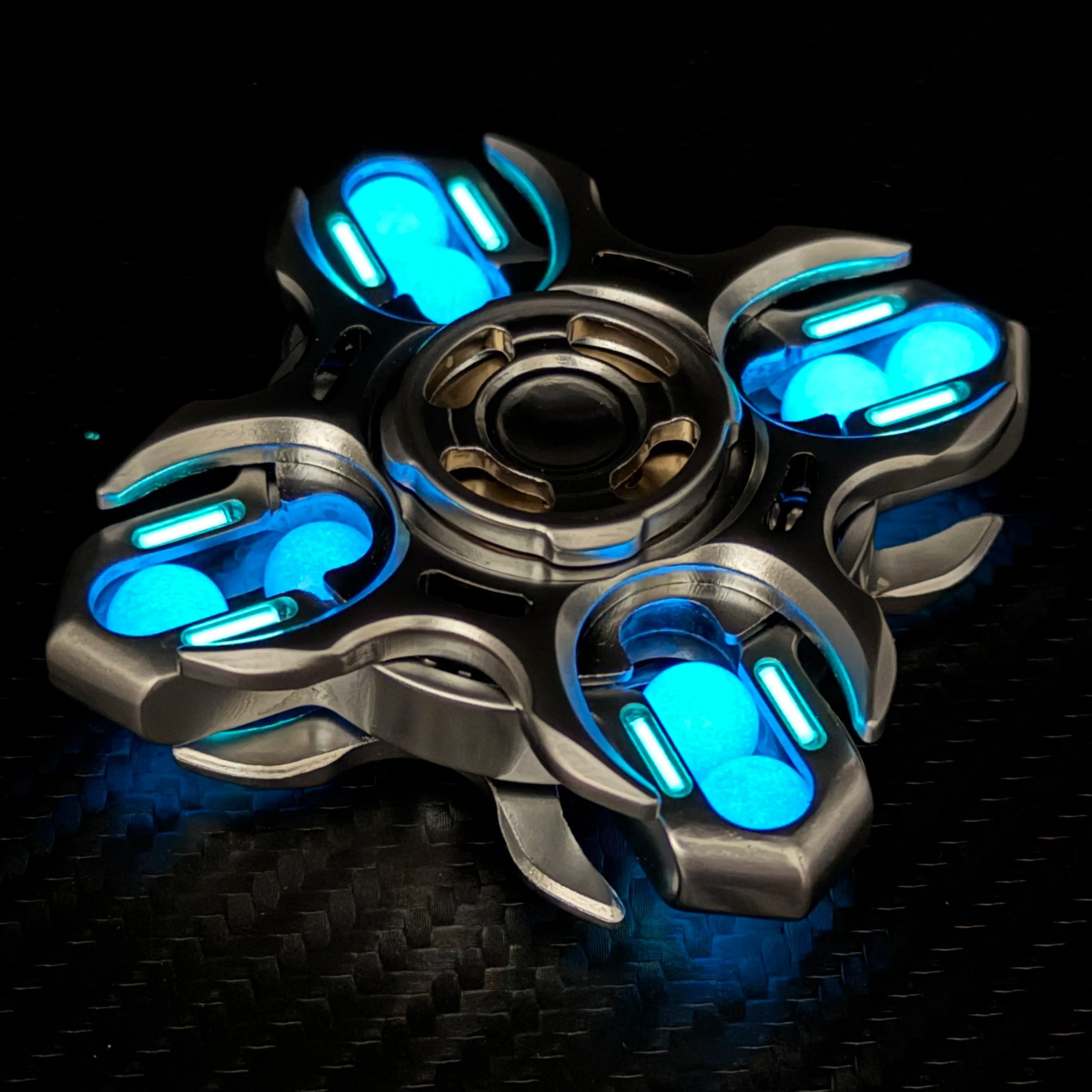 Future Punk Style EDC Metal Fidget Spinner for Adults - Image 4